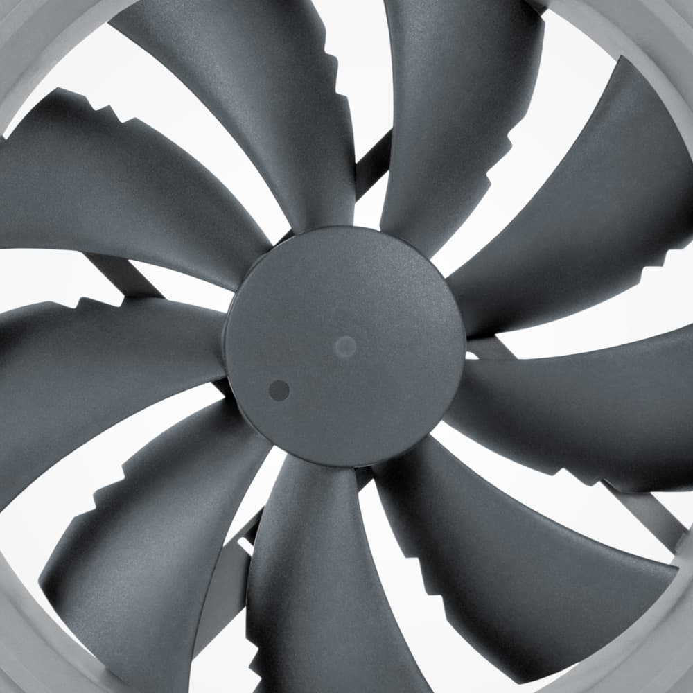 A close-up of the nine-blade design of a gray Noctua NF-P14 redux fan, with a focus on the serrated edges.