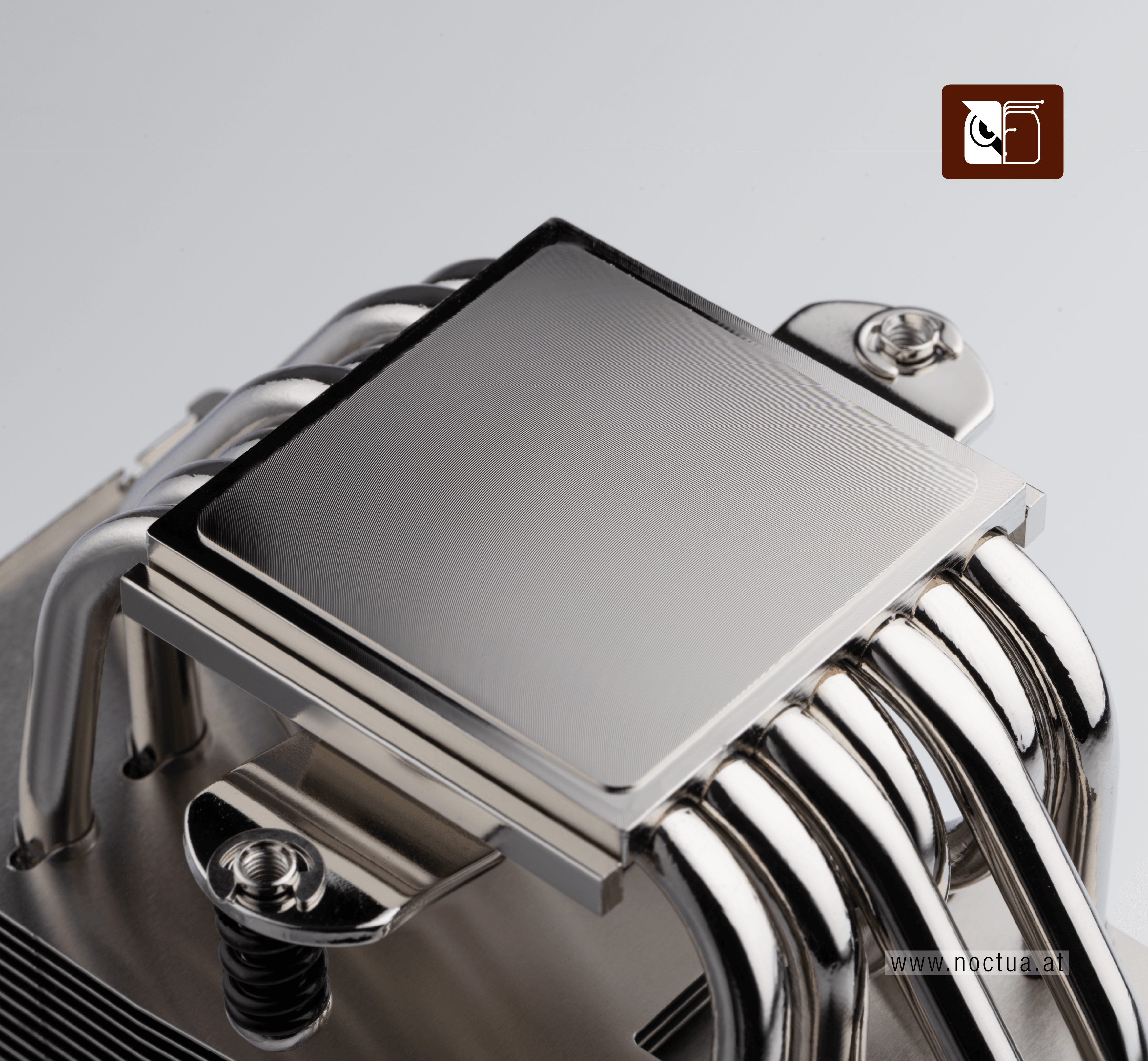 Grooves on the cooler base