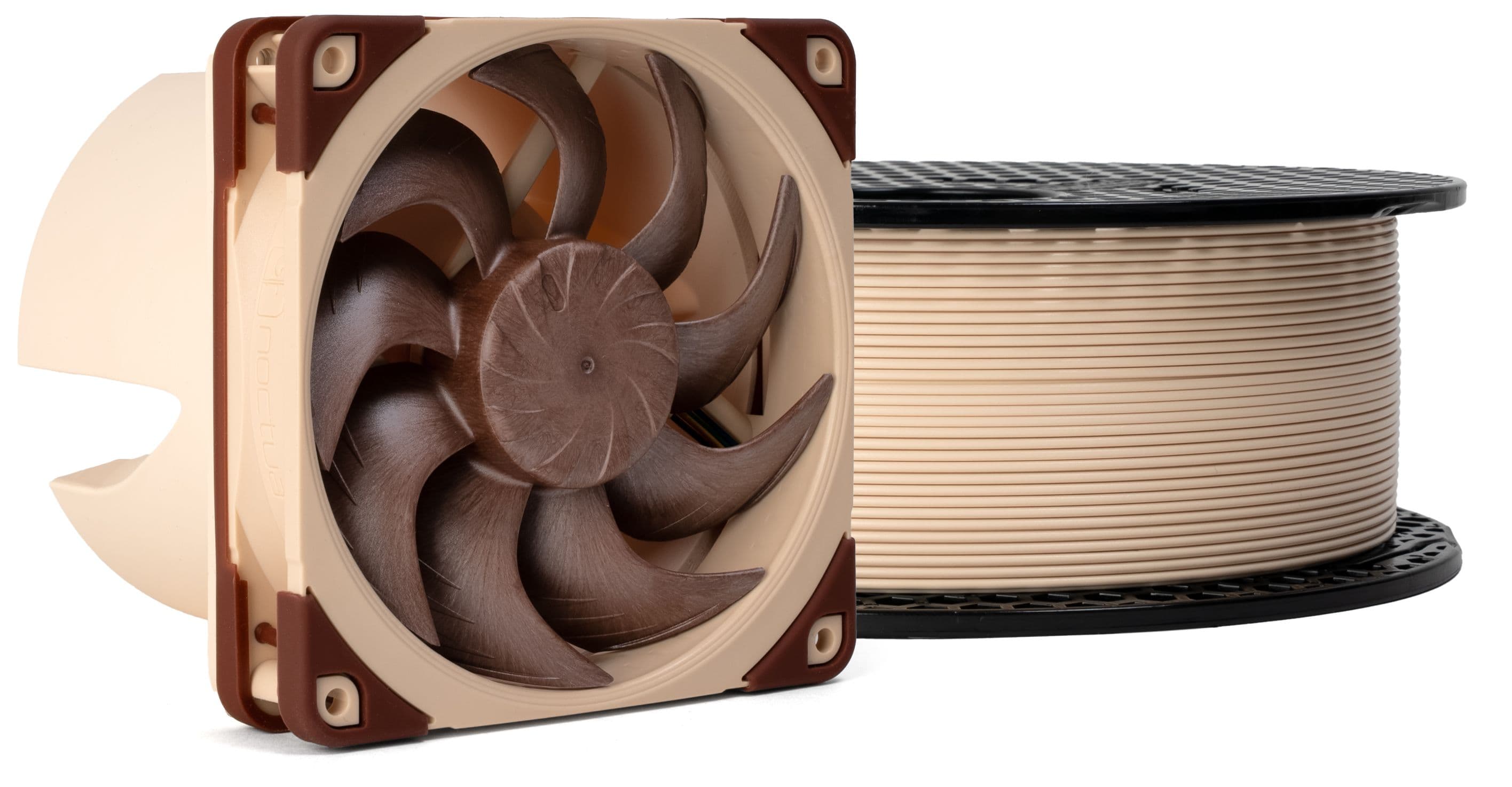 Prusament Noctua Beige spool next to NF-A12x25 G2 fan with beige airflow amplifier